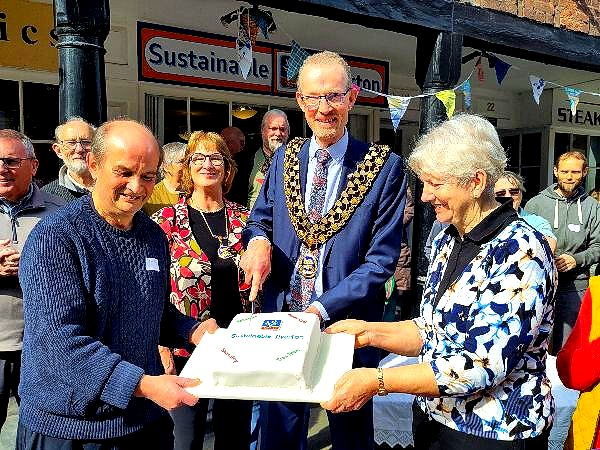 Ecohub Opened in Tiverton image